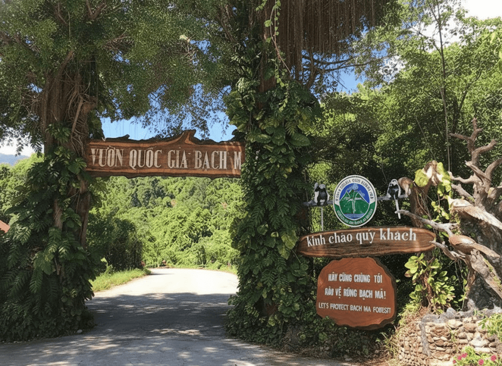 Once you arrive at the park entrance, you’ll need to purchase an entrance ticket before continuing your journey inside